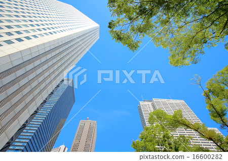 Skyscraper · blue sky Skyscraper · blue sky 16600282