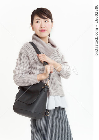 一個美麗的女人,喜歡秋冬時裝 一個美麗的女人,喜歡秋冬時裝 16602886