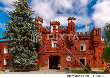 Kholm Gate of Brest Fortress at morning, Belarus Kholm Gate of Brest Fortress at morning, Belarus 16604608