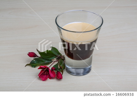 Espresso served flower 16606938