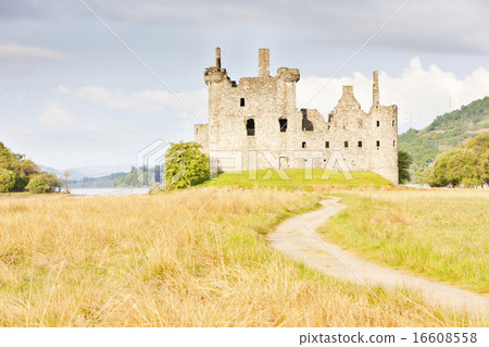 Kilchurn Castle, Scotland 16608558