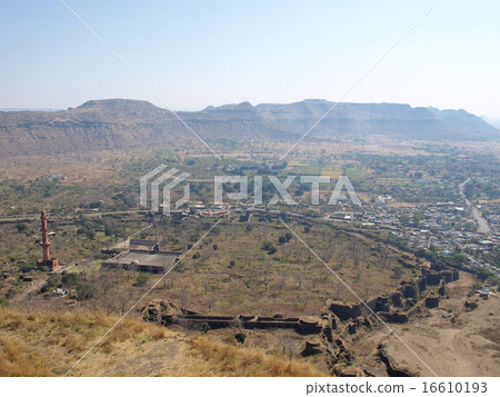俯瞰Dau Ratter鳥類堡壘和Deccan Plateau（印度） 16610193