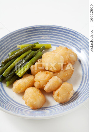 Tempura of garlic 16612609