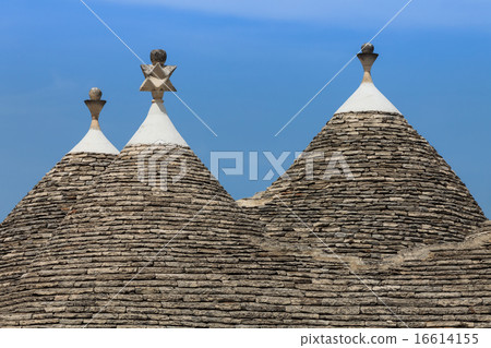 Alberobello, Italy 16614155