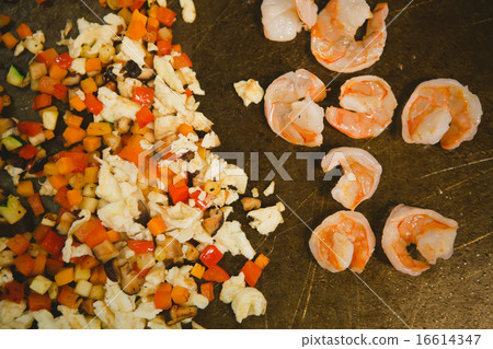 chef cooking rice with vegetables and shrimp chef cooking rice with vegetables and shrimp 16614347