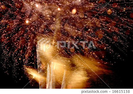 有趣的煙花照片119 16615138