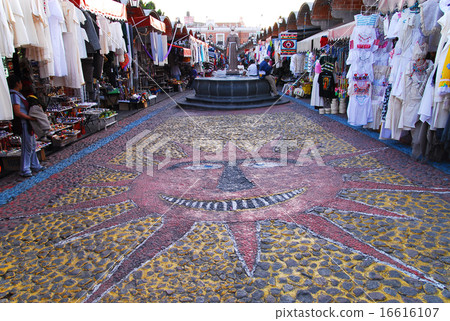 Mexico Puebla Souvenir Street 16616107