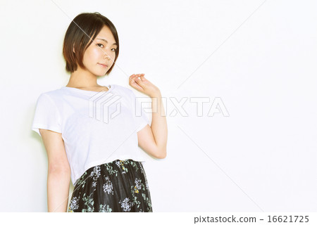 小姐,白色背景 小姐,白色背景 16621725