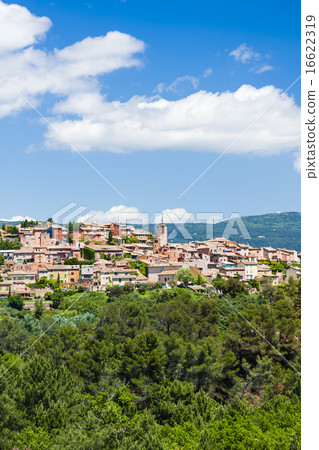 Roussillon, Provence, France 16622319