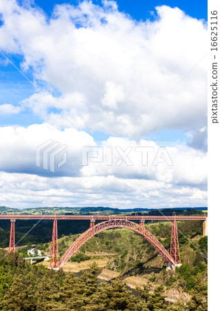 Garabit Viaduct, Cantal Department, Auvergne 16625116