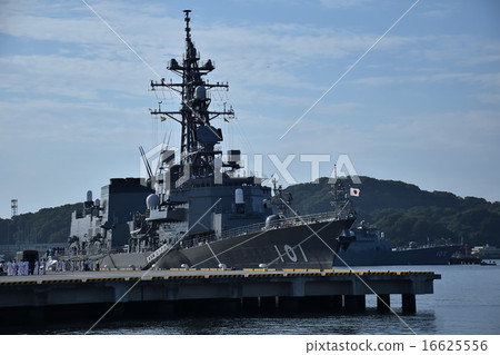 Escort Ship Murasame (Maritime Self Defense Force Yokosuka Station) Escort Ship Murasame (Maritime Self Defense Force Yokosuka Station) 16625556