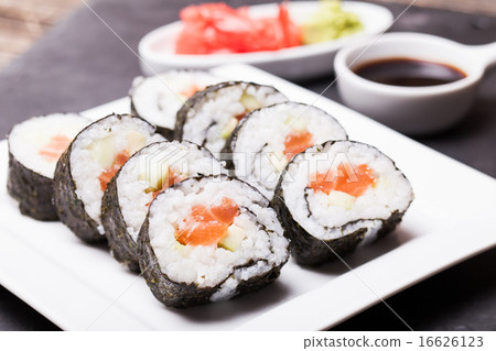 Sushi rolls 16626123