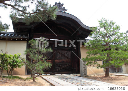 Kyoto Daikakuji Oda Nobunaga Mausoleum General Visitor's House 16628038