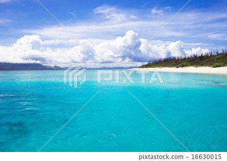Beach in Okinawa · Water island 16630015