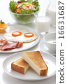 Breakfast toast Bacon fried egg yolk soup salad milk 16631687