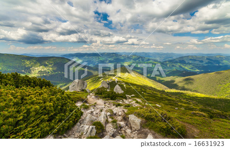 Beautiful mountains landscape in Carpathian Beautiful mountains landscape in Carpathian 16631923