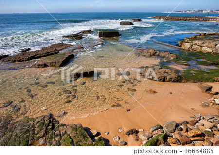Atlantic Ocean Shoreline in Estoril 16634885
