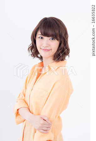 young woman young woman 16635822
