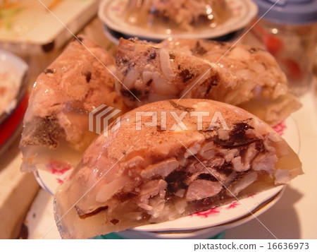 "Tidon" boiled in Vietnam (Hanoi / Vietnam) 16636973