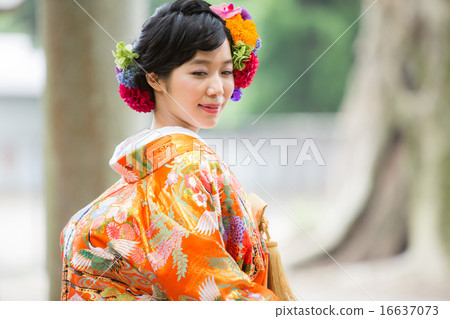 穿著和服 日式服裝 婚禮 16637073