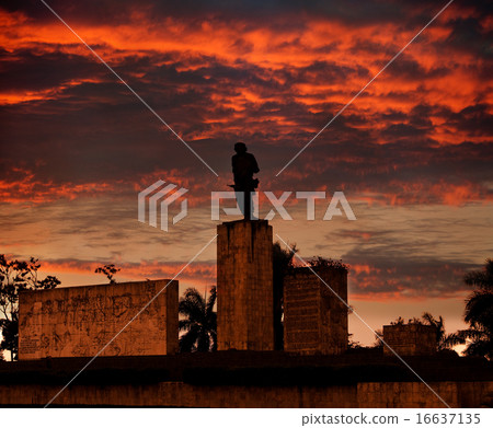 Cuba. Santa Clara. Monument Che Guevara Cuba. Santa Clara. Monument Che Guevara 16637135