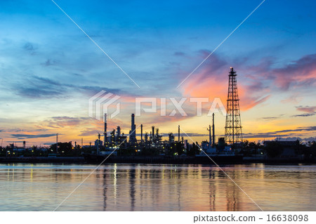 Oil refinery 16638098