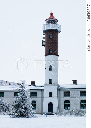 Lighthouse on the Baltic Sea coast Lighthouse on the Baltic Sea coast 16639827