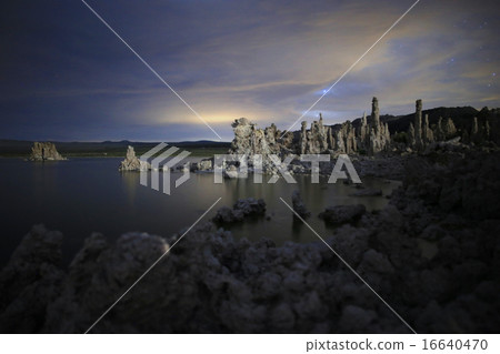 Twilight Mono Lake Formations Twilight Mono Lake Formations 16640470