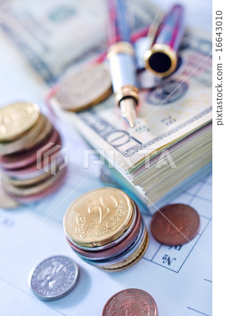 money money 16643010