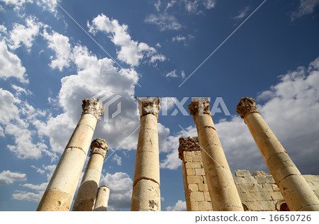 Roman Columns in the Jordanian city of Jerash 16650726