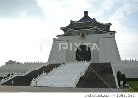 Chiang Kai-shek Memorial Hall Chiang Kai-shek Memorial Hall 16653588