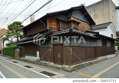 金澤步行：和泉加賀紀念館 16655733
