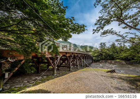 Ise shrine Nakamiya Ujiwabashi Suzu River 16658116