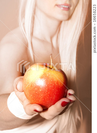 suggests to take apple 16658223