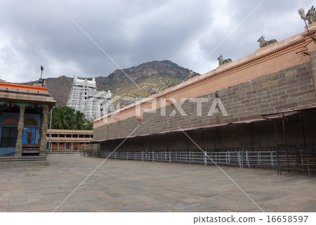Arna Na Charesha和Arunachala寺廟 Arna Na Charesha和Arunachala寺廟 16658597