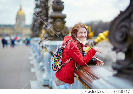 Tourist in Paris on the Pont Alexandre III 16658747