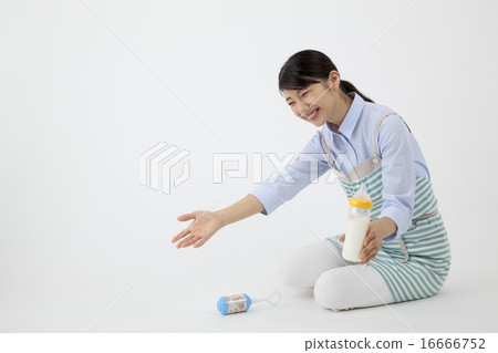 家庭主婦（治療兒童） 16666752
