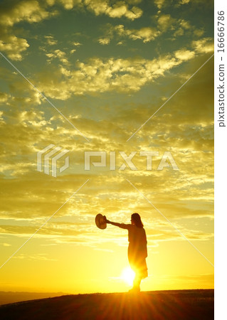 Pray to the sunset Pray to the sunset 16666786