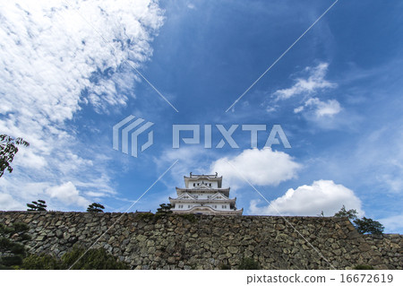 World Cultural Heritage & National Treasures "Himeji Castle" 16672619