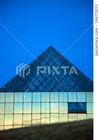 Moerenuma Park in the evening Moerenuma Park in the evening 16672633