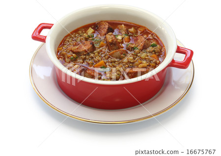 Braised lentils 16675767