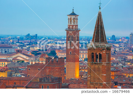 Verona skyline at night, Italy 16679466