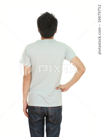 man with blank t-shirt 16679752
