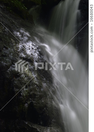 古谷谷信州乙女瀑布 16680043