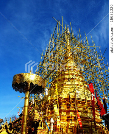 Wat Phra That Doi Suthep, Chiang Mai, Thailand 16681326