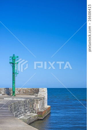 Baltic Sea, entrance of the seaport Baltic Sea, entrance of the seaport 16686415
