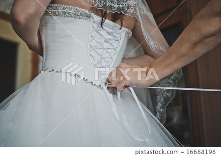 Help in dress clothing 1818. Help in dress clothing 1818. 16688198