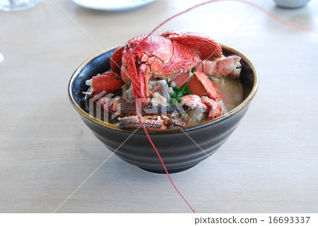 Caterpillar soba (Ishigakijima / Okinawa Prefecture) 16693337