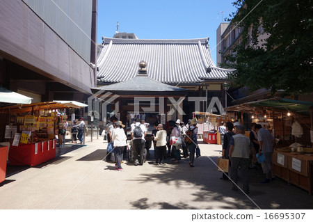 Tsuruhunuki Jizo（Takayasuji）的大香爐 16695307