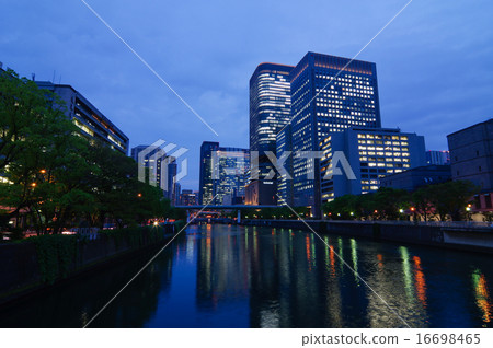淀屋橋 16698465